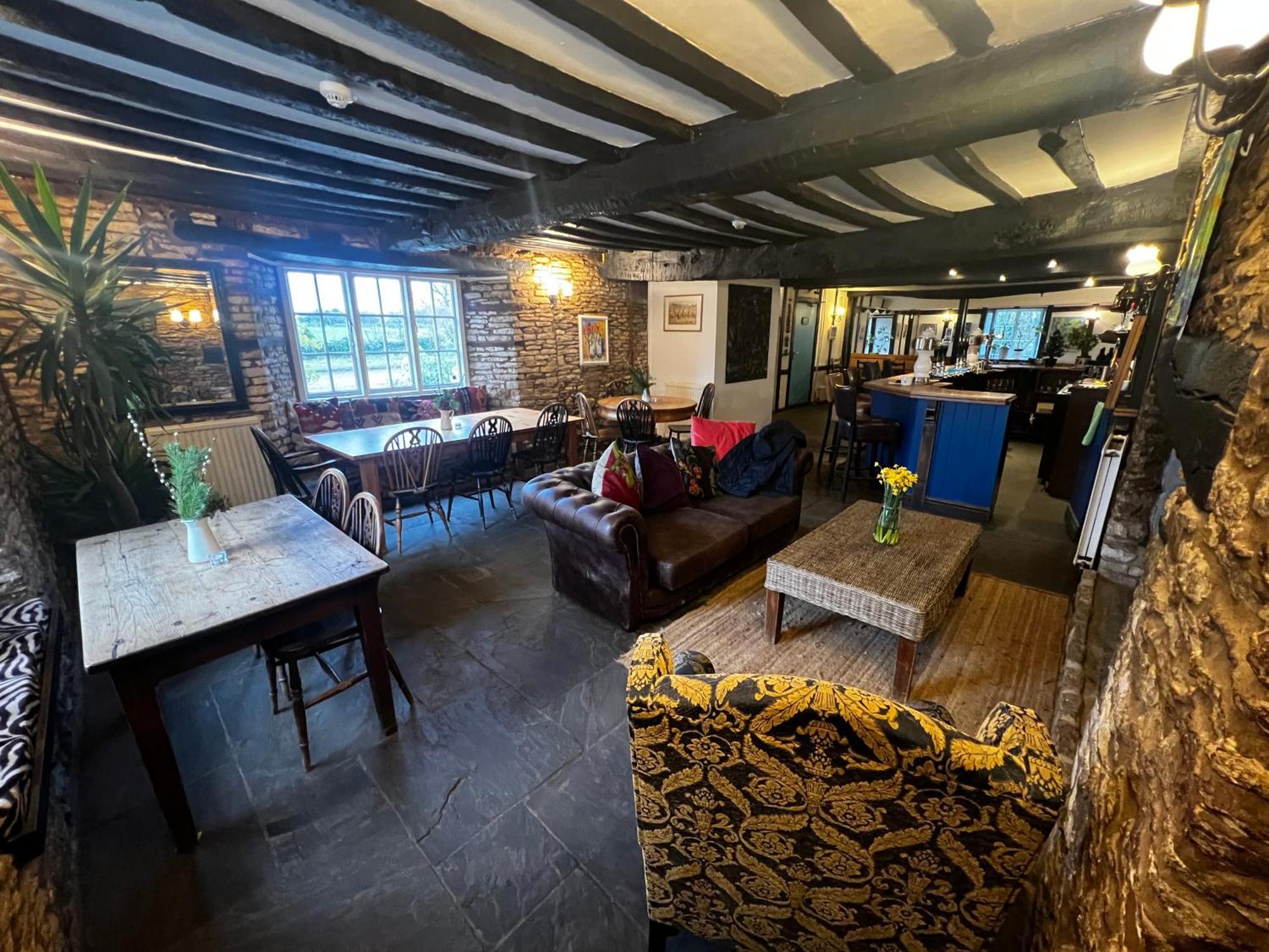 The Holford Arms Hotel Tetbury Luaran gambar